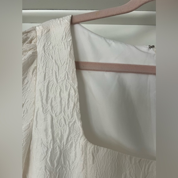 Sachin + Babi Ivory Puff Sleeve Dress - NEVER WORN - Picture 4 of 4